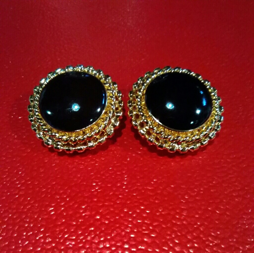 St Johns  Clip Earrings